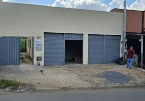 Foto 1 de Galpão/Depósito/Armazém com 3 Quartos para alugar, 301m² em Parque Veiga Jardim, Aparecida de Goiânia