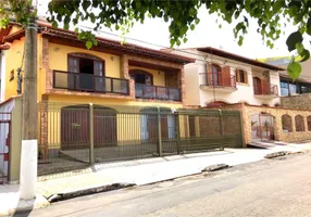 Foto 1 de Casa com 4 Quartos à venda, 252m² em Bosque dos Pinheiros, Juiz de Fora