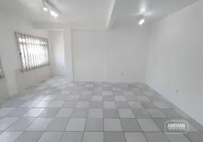 Foto 1 de Sala Comercial para alugar, 40m² em Barreiros, São José