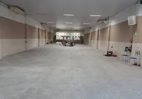 Foto 1 de Ponto Comercial à venda, 500m² em Centro, Nilópolis