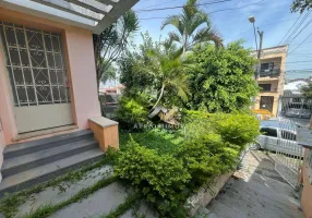 Foto 1 de Casa com 2 Quartos para alugar, 159m² em Utinga, Santo André