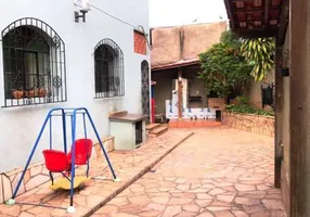 Foto 1 de Casa com 4 Quartos à venda, 360m² em Padre Eustáquio, Belo Horizonte