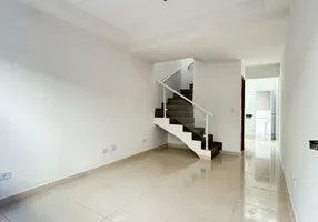 Foto 1 de Sobrado com 2 Quartos à venda, 60m² em Vila Sonia, Praia Grande