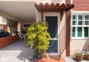 Foto 1 de Casa com 2 Quartos à venda, 97m² em Palmeiras, Cabo Frio