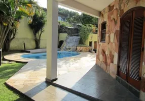 Foto 1 de Sobrado com 5 Quartos para alugar, 346m² em Interlagos, São Paulo
