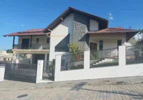 Foto 1 de Casa com 4 Quartos à venda, 398m² em Velha, Blumenau