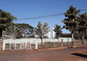 Foto 1 de para alugar, 2030m² em Jardim Arco-íris, Araraquara