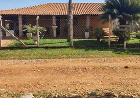 Foto 1 de Fazenda/Sítio com 3 Quartos à venda, 2000m² em Estância São Pedro Zona Rural, São José do Rio Preto