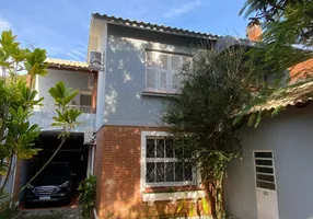 Foto 1 de Casa com 4 Quartos à venda, 257m² em Vila Assunção, Porto Alegre