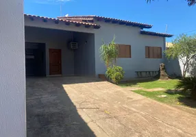 Foto 1 de Casa com 3 Quartos à venda, 256m² em Altos do Coxipó, Cuiabá