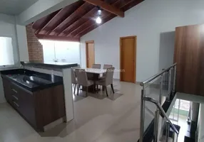 Foto 1 de Apartamento com 4 Quartos à venda, 172m² em Santa Maria, Uberaba