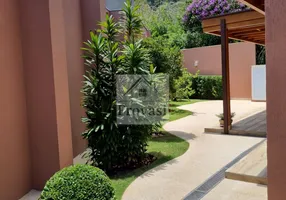 Foto 1 de Casa com 4 Quartos à venda, 237m² em Parque Sinai, Santana de Parnaíba