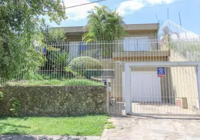 Foto 1 de Casa com 3 Quartos à venda, 185m² em Chácara das Pedras, Porto Alegre