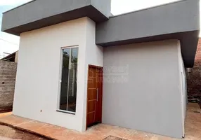 Foto 1 de Casa com 2 Quartos à venda, 63m² em Parque Residencial Jatoba, Araraquara