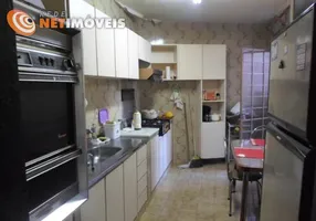 Foto 1 de Casa com 4 Quartos à venda, 300m² em Barro Preto, Belo Horizonte