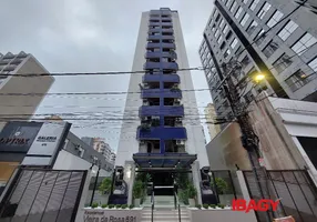 Foto 1 de Apartamento com 2 Quartos para alugar, 77m² em Centro, Florianópolis
