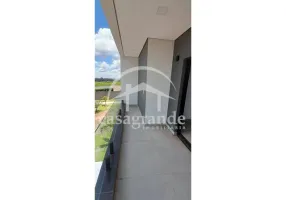 Foto 1 de Casa com 3 Quartos para alugar, 250m² em Grand Ville, Uberlândia