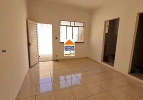 Foto 1 de Casa com 2 Quartos para alugar, 70m² em Honório Gurgel, Rio de Janeiro
