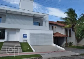 Foto 1 de Casa com 3 Quartos à venda, 400m² em Jurerê Internacional, Florianópolis