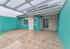 Foto 1 de Casa com 3 Quartos à venda, 100m² em Santa Terezinha, Colombo