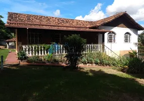 Foto 1 de Fazenda/Sítio com 4 Quartos à venda, 300m² em Petropolis, Betim