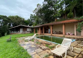 Foto 1 de Fazenda/Sítio com 3 Quartos à venda, 180m² em Chácaras Condomínio Recanto Pássaros II, Jacareí