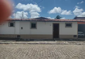 Foto 1 de Casa com 2 Quartos para alugar, 50m² em Pitimbu, Natal
