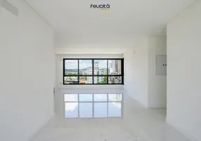 Foto 1 de Apartamento com 3 Quartos à venda, 129m² em Centro, Balneário Camboriú