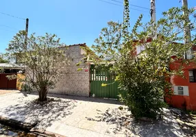 Foto 1 de Casa com 2 Quartos à venda, 180m² em Laranjeiras, Itanhaém