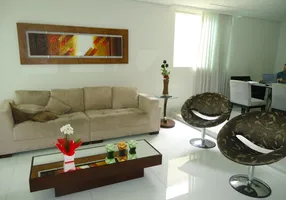 Foto 1 de Casa de Condomínio com 4 Quartos à venda, 371m² em Castelo, Belo Horizonte