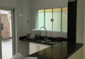 Foto 1 de Sobrado com 3 Quartos à venda, 175m² em Vila Aurora, São Paulo