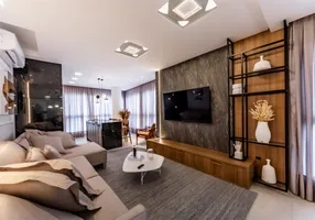 Foto 1 de Apartamento com 3 Quartos para alugar, 151m² em Centro, Balneário Camboriú