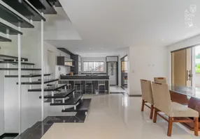 Foto 1 de Casa com 3 Quartos à venda, 238m² em Pilarzinho, Curitiba