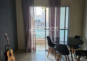 Foto 1 de Apartamento com 2 Quartos à venda, 55m² em Umuarama, Uberlândia