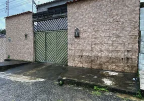Foto 1 de Sobrado com 4 Quartos à venda, 240m² em Antares, Maceió