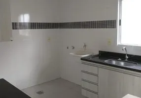 Foto 1 de Apartamento com 2 Quartos à venda, 56m² em Jardim Holanda, Uberlândia