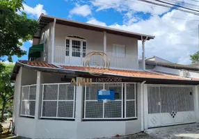 Foto 1 de Sobrado com 4 Quartos à venda, 340m² em Jardim Limoeiro, São José dos Campos