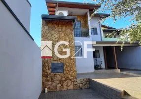 Foto 1 de Casa com 3 Quartos à venda, 216m² em Parque Jambeiro, Campinas