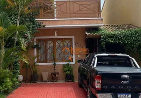 Foto 1 de Casa de Condomínio com 4 Quartos à venda, 360m² em Portal dos Gramados, Guarulhos