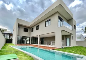 Foto 1 de Casa de Condomínio com 5 Quartos à venda, 470m² em Residencial Alphaville Flamboyant, Goiânia