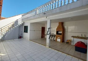 Foto 1 de Casa com 3 Quartos à venda, 351m² em Balneario Florida, Praia Grande