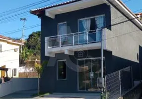 Foto 1 de Casa de Condomínio com 4 Quartos à venda, 187m² em Pilar, Maricá
