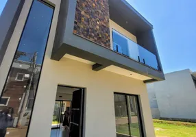 Foto 1 de Sobrado com 3 Quartos à venda, 119m² em Jansen, Gravataí