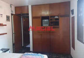 Foto 1 de Sobrado com 3 Quartos à venda, 304m² em Jardim Oswaldo Cruz, São José dos Campos