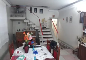 Foto 1 de Casa com 4 Quartos à venda, 194m² em Vila Belmiro, Santos