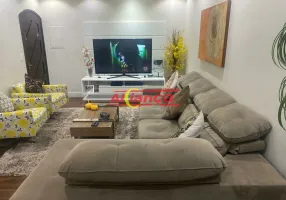 Foto 1 de Casa com 3 Quartos à venda, 425m² em Vila Tijuco, Guarulhos