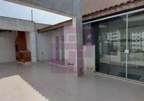 Foto 1 de Cobertura com 3 Quartos à venda, 250m² em Tombo, Guarujá