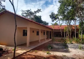 Foto 1 de Fazenda/Sítio com 3 Quartos à venda, 804m² em Zona Rural, Indiara