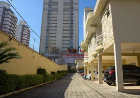 Foto 1 de Casa de Condomínio com 2 Quartos à venda, 70m² em Vila Marieta, São Paulo