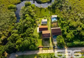 Foto 1 de Fazenda/Sítio com 7 Quartos à venda, 290m² em Pinheiros, Balneário Barra do Sul